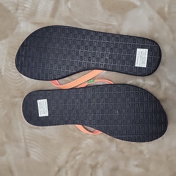 Sanuk flip flops coral size 8 thin strap yoga mat - Picture 2 of 3